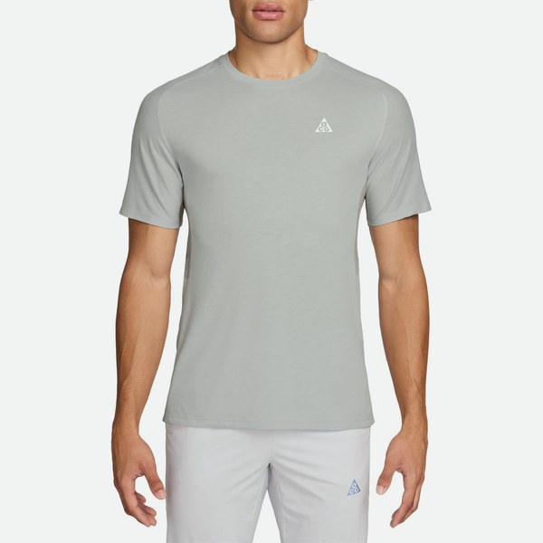 Magliette NIKE ACG T-shirt Acg Solar Chase uomo