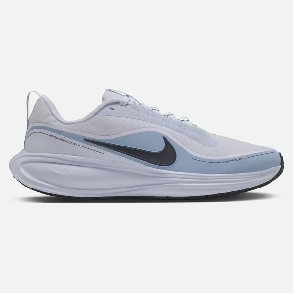 Nike Revolution 8 Utility